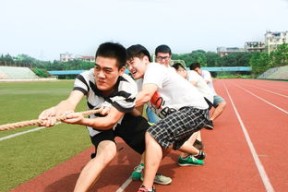 AYX体育-青少年篮球训练注重心理素质培养提升竞技表现和心态，关于青少年篮球技术训练的基本要求