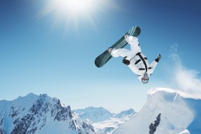 爱游戏平台-CBA球队设立内部评估体系提高训练针对性，cba组建球队